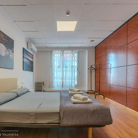 Suites Rooms Valencia Guest house 2*