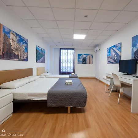 Suites Rooms Valencia Guest house 2*