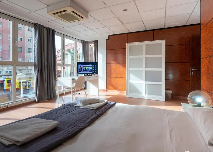 Suites Rooms Valencia بيت ضيافة