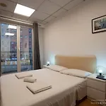 Suites Rooms Valencia בית הארחה 2*