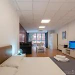 Suites Rooms Valencia בית הארחה 2*