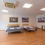 בית הארחה Suites Rooms Valencia 2*