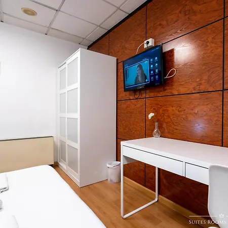 Pensionat Suites Rooms Valencia 2*