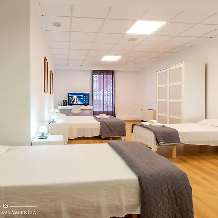 Guest house Suites Rooms Valencia 2*