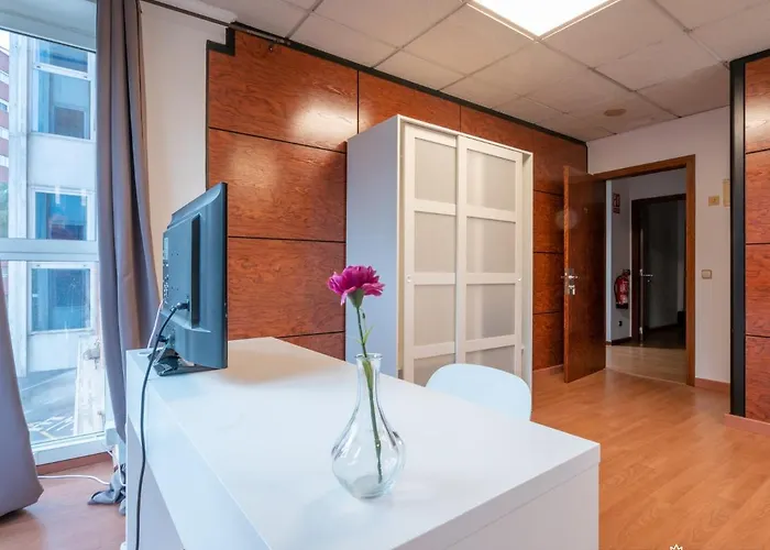 Gasthof Suites Rooms Valencia 2*