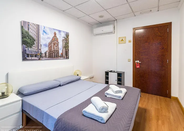 Gasthof Suites Rooms Valencia 2*